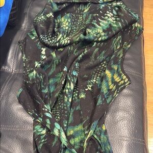 Attyre Black and Green Cowl Neck Sweater